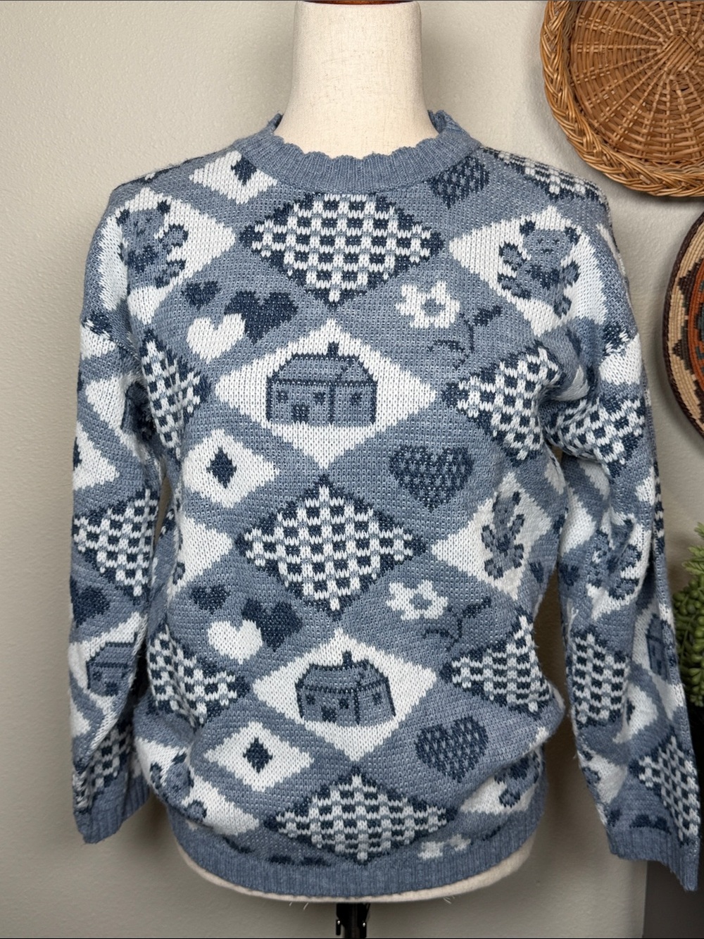 Vintage 80’s Private Eyes Teddy Bear Heart Motif Crew Neck Sweater Granny Small